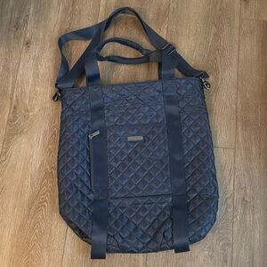 Apana quilted navy gym yoga bag
